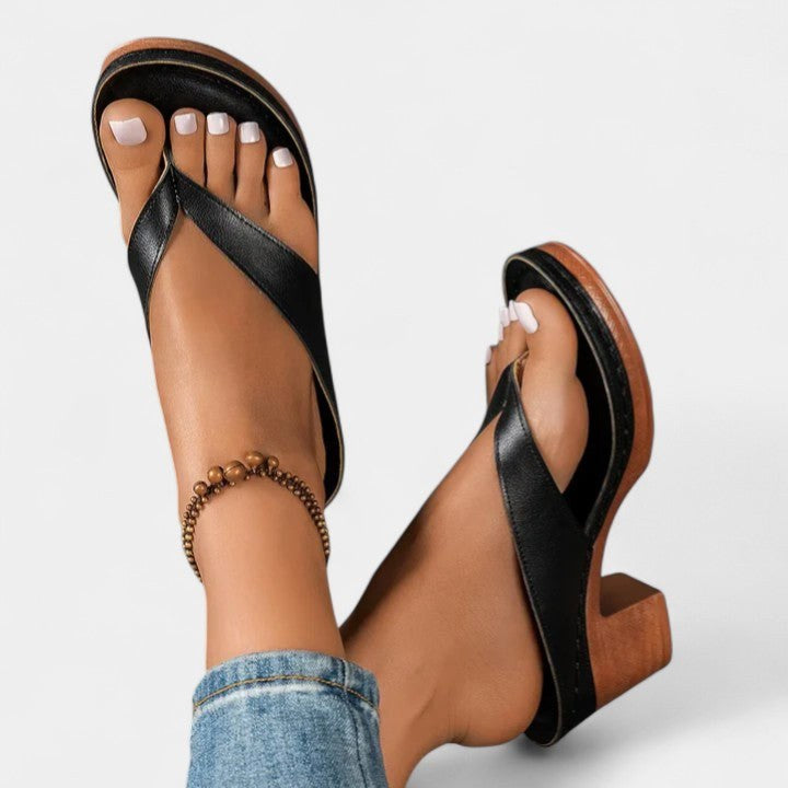 Billie | Women's Orthopaedic Heeled Shoes, Supportive Heel Shoes | Dressific | Negro