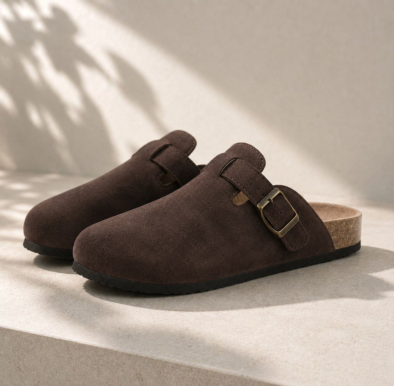 Cameron | Unisex Slip-On Clogs with Adjustable Strap, Closed-Toe Everyday Shoes | Dressific | Groen