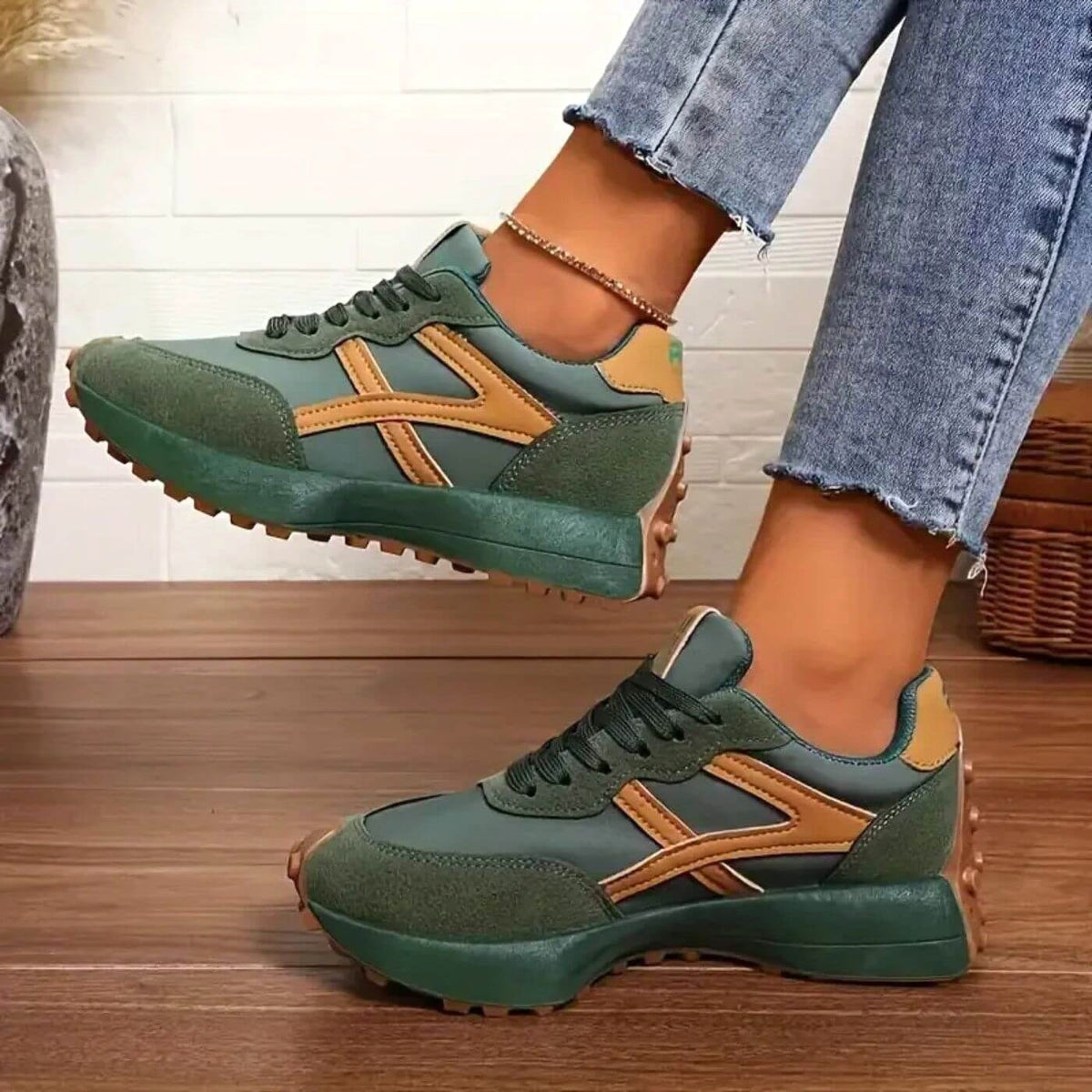 Madison | Women's Slip-Resistant Trainers with Breathable Design, Supportive Summer Footwear for Walking and Everyday Wear